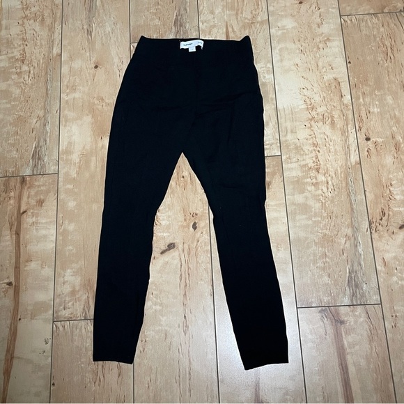 Old Navy Pants - Old Navy Stevie ponte knit skinny pants ankle length, women’s size small, black